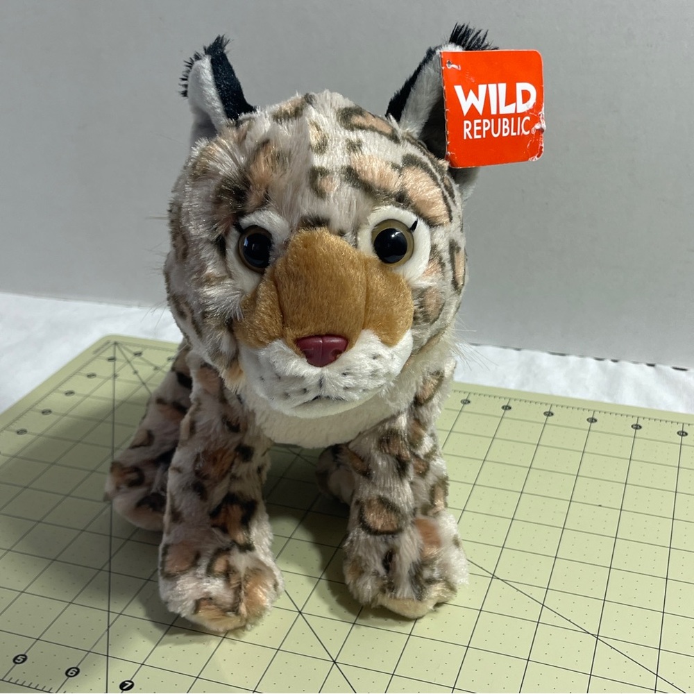 Bobcat Wild Republic Cuddlekins 9" Lynx Spotted Wildcat Stuffed Animal Plush